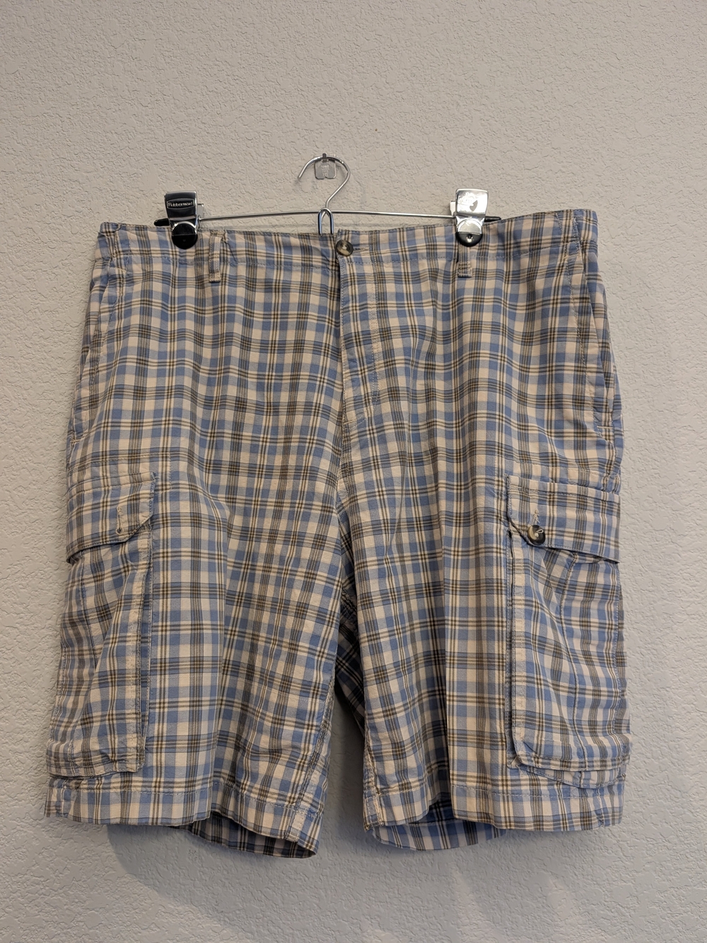 Clubroom Men's Waist 39 Plaid Cargo Shorts - Blue & Cream